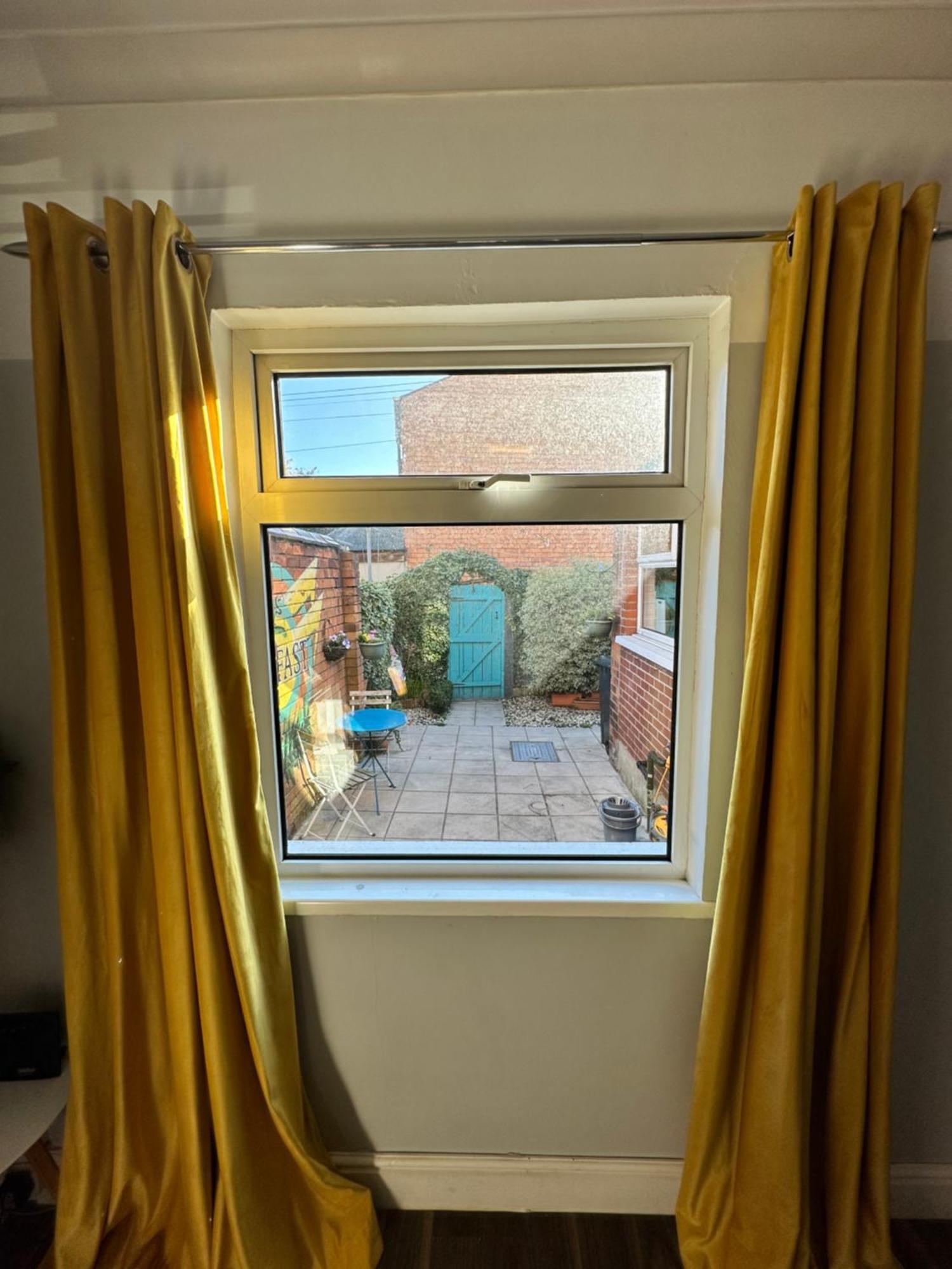 Cosy Two Bed Terraced House 7Min Drive From City Belfast Extérieur photo